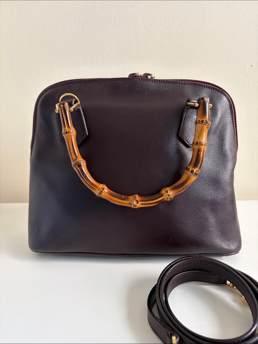Vintage GUCCI Diana Bamboo Handle Bag w shoulder strap in Burgundy - Picture 5 of 13